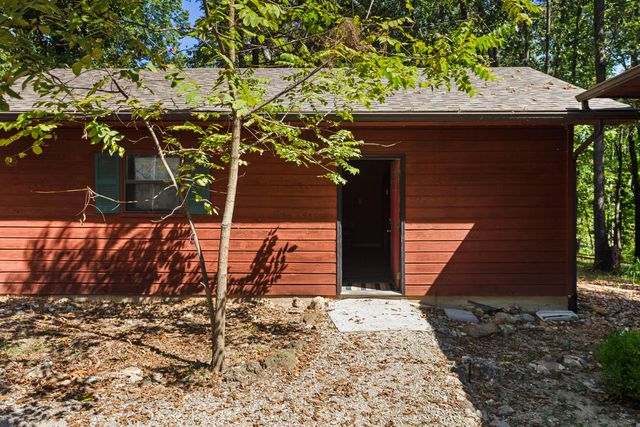 26376 Burr Oak Lane, Golden, MO 65658