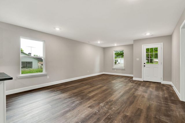 22 Ingleside Avenue, Englewood, TN 37329