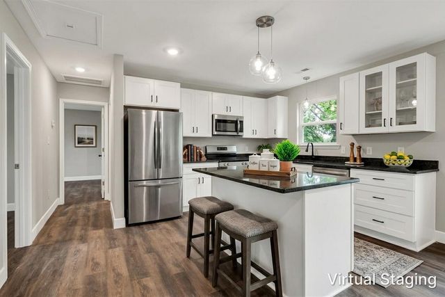 22 Ingleside Avenue, Englewood, TN 37329