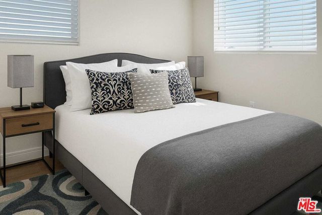 9204 Rowell Avenue, Chatsworth (los Angeles), CA 91311