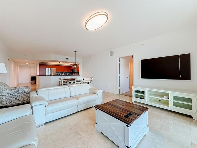 14951 Royal Oaks Lane 505, North Miami, FL 33181