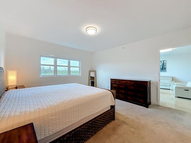 14951 Royal Oaks Lane 505, North Miami, FL 33181