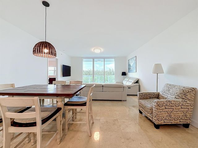 14951 Royal Oaks Lane 505, North Miami, FL 33181