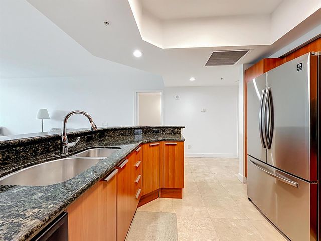 14951 Royal Oaks Lane 505, North Miami, FL 33181