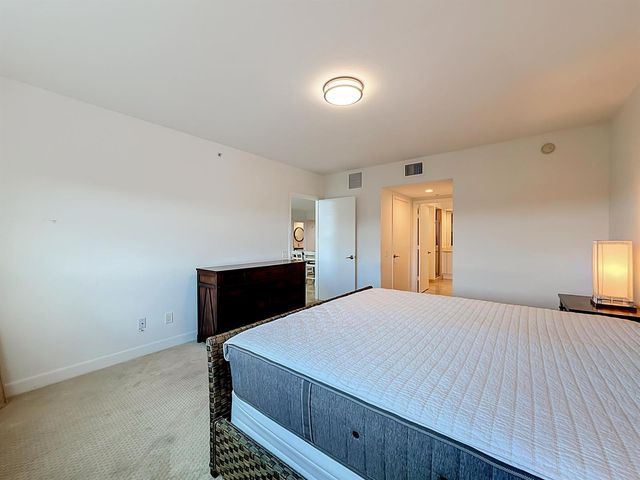 14951 Royal Oaks Lane 505, North Miami, FL 33181