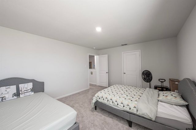1101 Ripplewood, Chandler, TX 75758