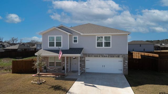 1101 Ripplewood, Chandler, TX 75758
