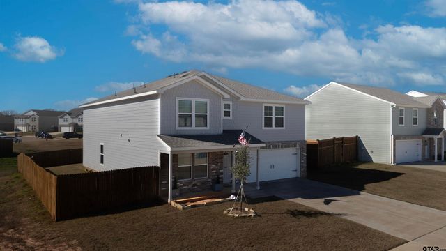 1101 Ripplewood, Chandler, TX 75758