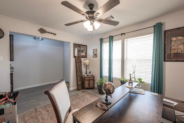 1101 Ripplewood, Chandler, TX 75758