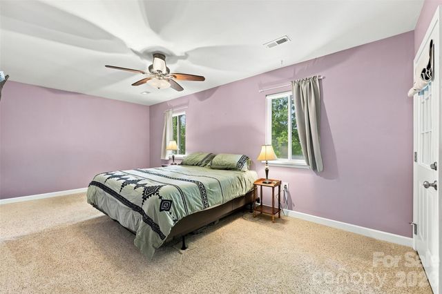 14301 Harbor Estate Road, Charlotte, NC 28278