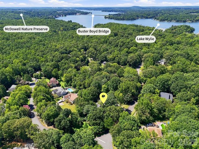 14301 Harbor Estate Road, Charlotte, NC 28278