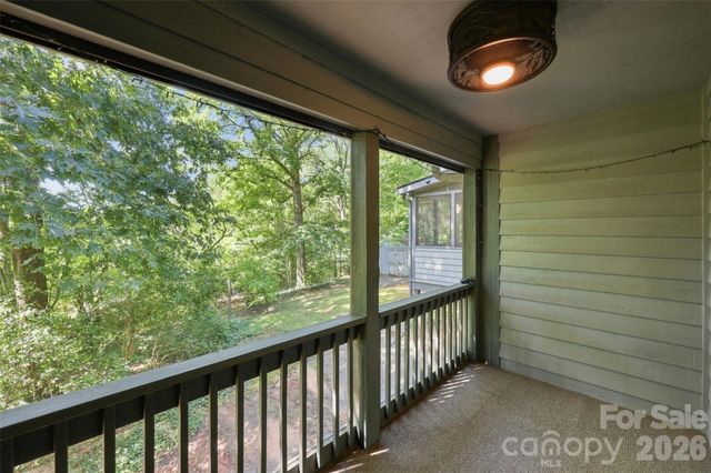 14301 Harbor Estate Road, Charlotte, NC 28278