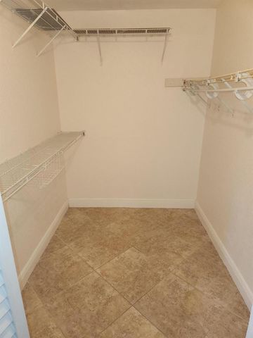 702 Sunny Pine Way G1, Greenacres, FL 33415