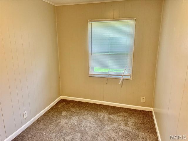 124 Saint James Lane, Cahokia, IL 62206