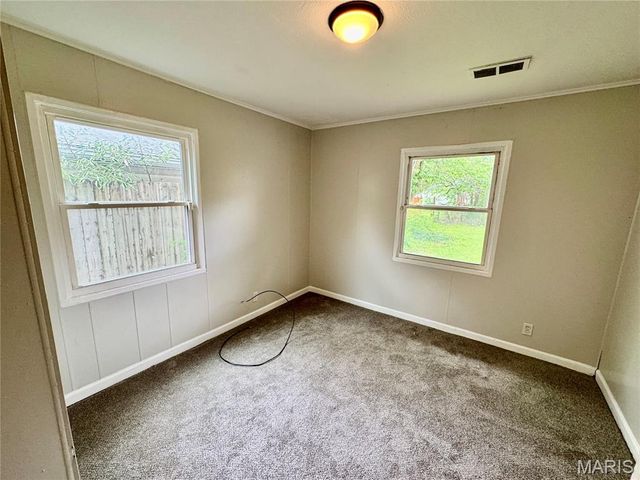 124 Saint James Lane, Cahokia, IL 62206