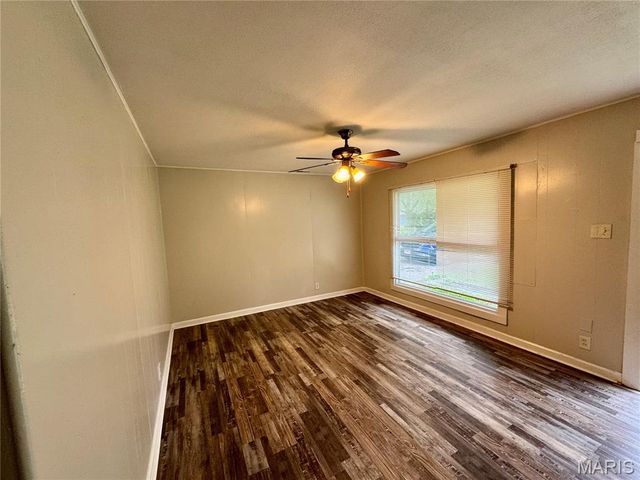 124 Saint James Lane, Cahokia, IL 62206