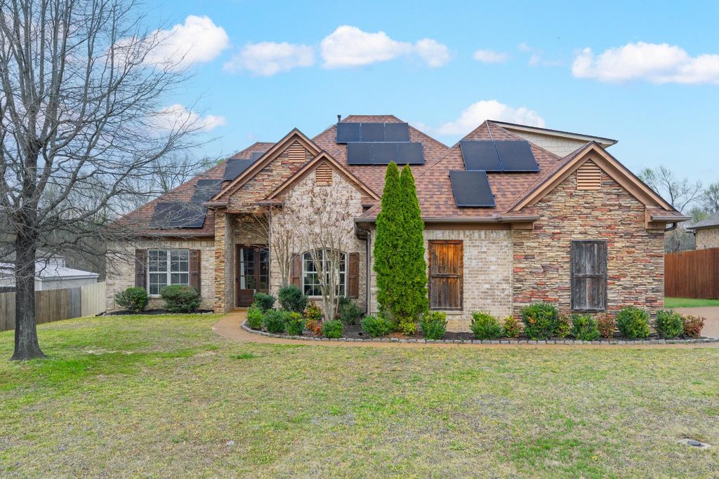 54 PALMER CV, Atoka, TN 38004