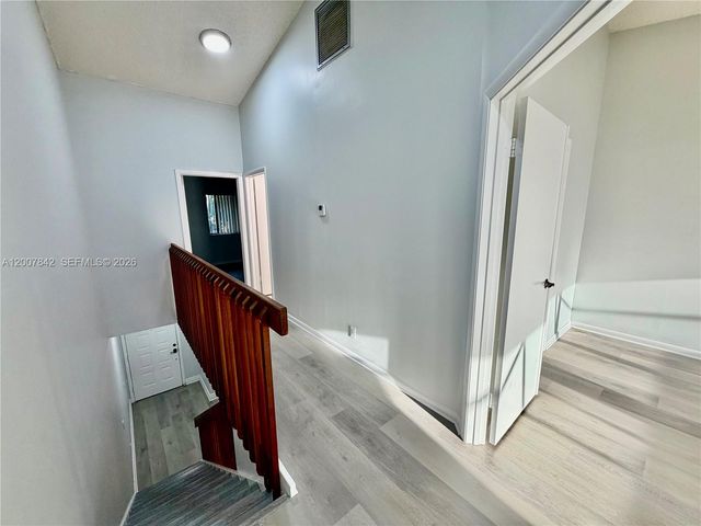 4403 SW 70th Ter 4403, Davie, FL 33314