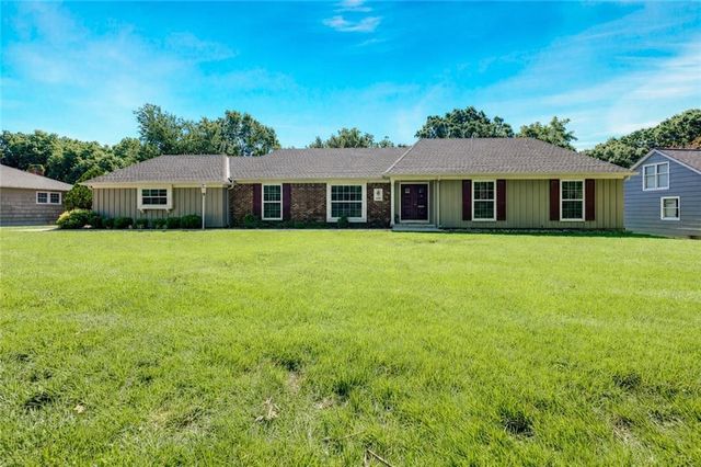 10339 Sagamore Road, Leawood, KS 66206
