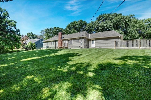 10339 Sagamore Road, Leawood, KS 66206