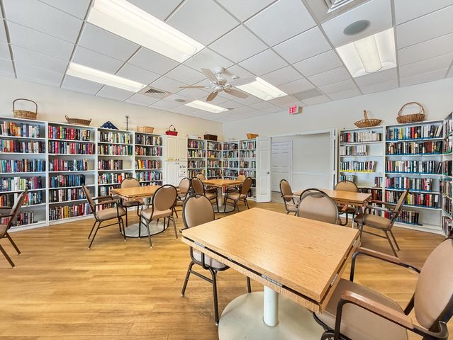8 Colonial Club Drive 303, Boynton Beach, FL 33435