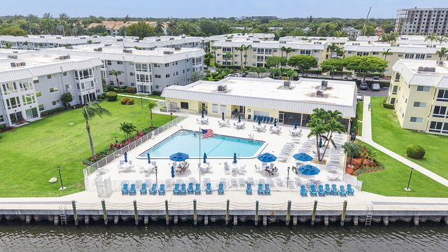 8 Colonial Club Drive 303, Boynton Beach, FL 33435