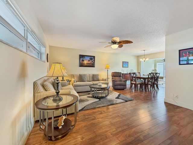 8 Colonial Club Drive 303, Boynton Beach, FL 33435