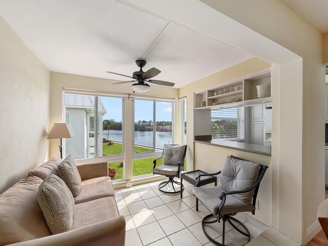 8 Colonial Club Drive 303, Boynton Beach, FL 33435