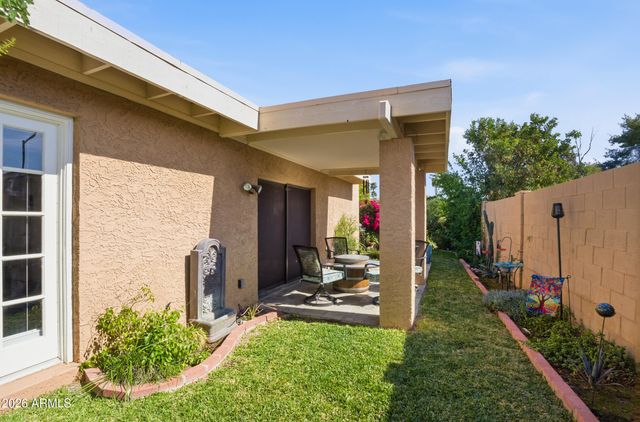 1015 E BECKER Lane, Phoenix, AZ 85020