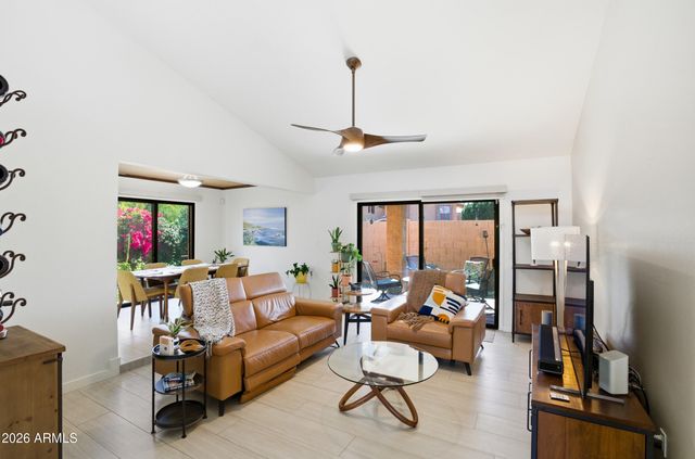 1015 E BECKER Lane, Phoenix, AZ 85020