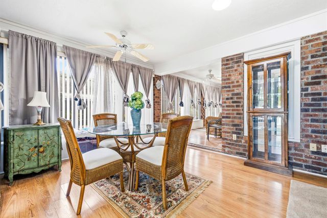 1488 Bessent Ave., Little River, SC 29566