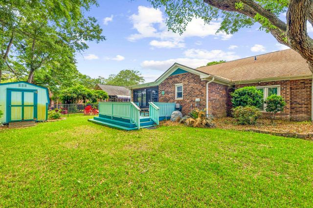 1488 Bessent Ave., Little River, SC 29566
