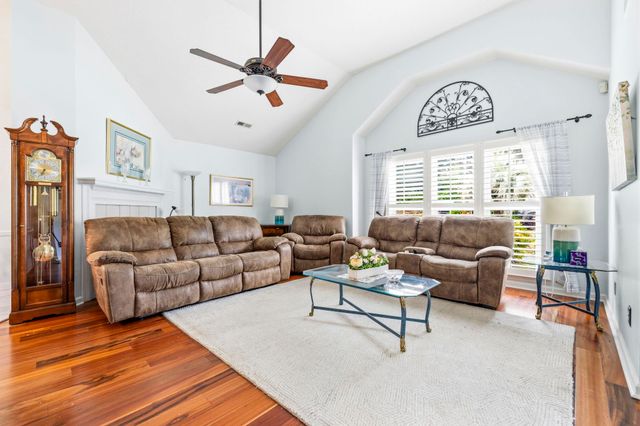 1488 Bessent Ave., Little River, SC 29566