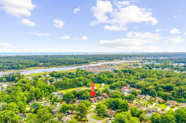 1488 Bessent Ave., Little River, SC 29566