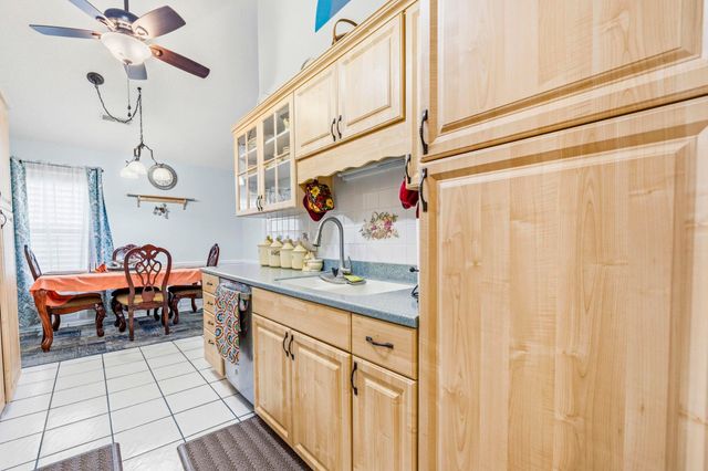 1488 Bessent Ave., Little River, SC 29566
