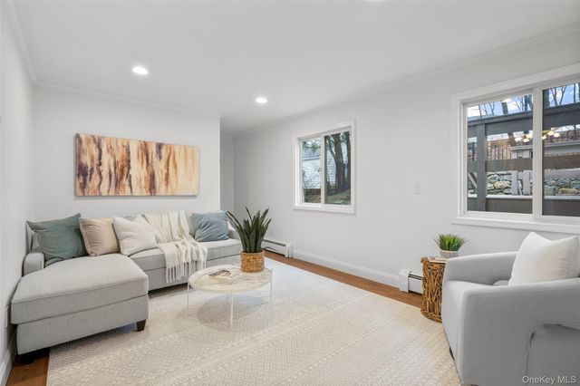 8 Valentine Road, Briarcliff Manor, NY 10510