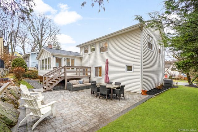 8 Valentine Road, Briarcliff Manor, NY 10510