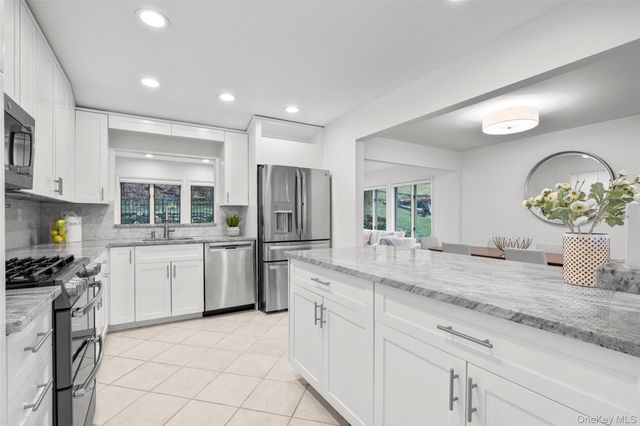 8 Valentine Road, Briarcliff Manor, NY 10510