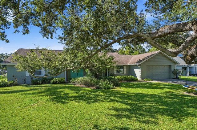 13536 LAKE MAGDALENE DRIVE, Tampa, FL 33613