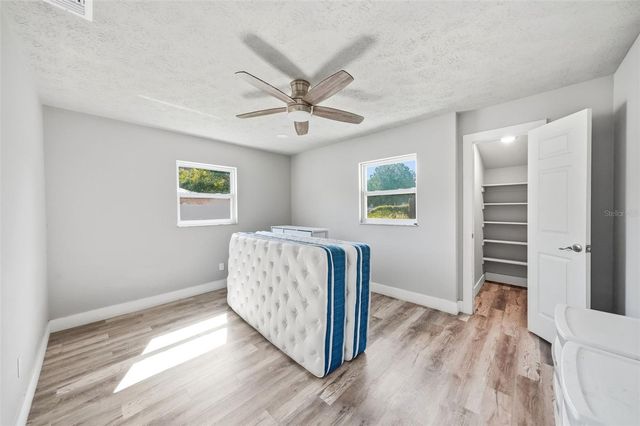 13536 LAKE MAGDALENE DRIVE, Tampa, FL 33613