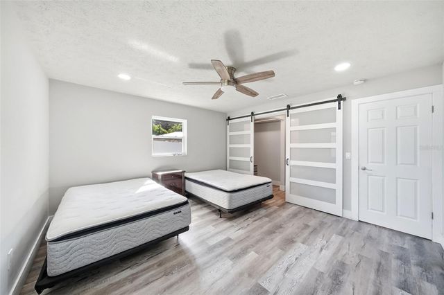 13536 LAKE MAGDALENE DRIVE, Tampa, FL 33613