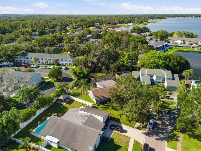 13536 LAKE MAGDALENE DRIVE, Tampa, FL 33613