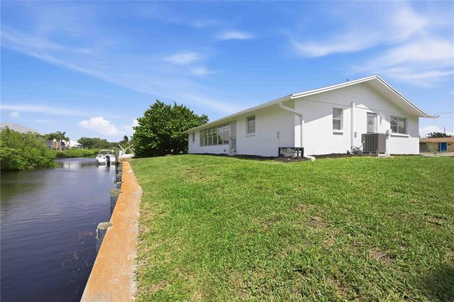 706 QUAIL COURT, Nokomis, FL 34275