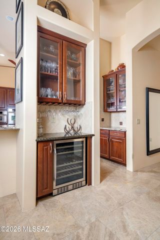 2708 W Lambert Lane, Oro Valley, AZ 85742