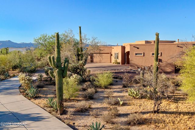 2708 W Lambert Lane, Oro Valley, AZ 85742