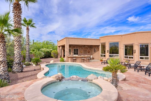 2708 W Lambert Lane, Oro Valley, AZ 85742