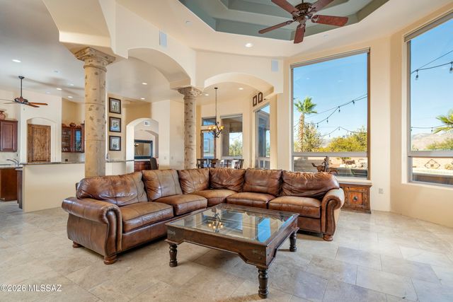2708 W Lambert Lane, Oro Valley, AZ 85742