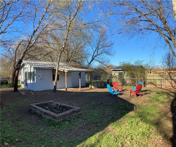 2205 Winchester DR, Georgetown, TX 78626