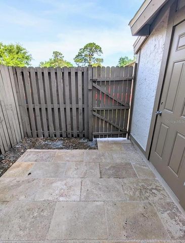 3111 CREEKGLEN COURT, Brandon, FL 33511