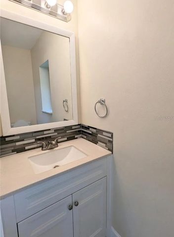 3111 CREEKGLEN COURT, Brandon, FL 33511